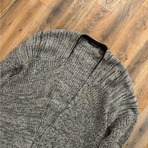 Knitted Cardigan size Lg